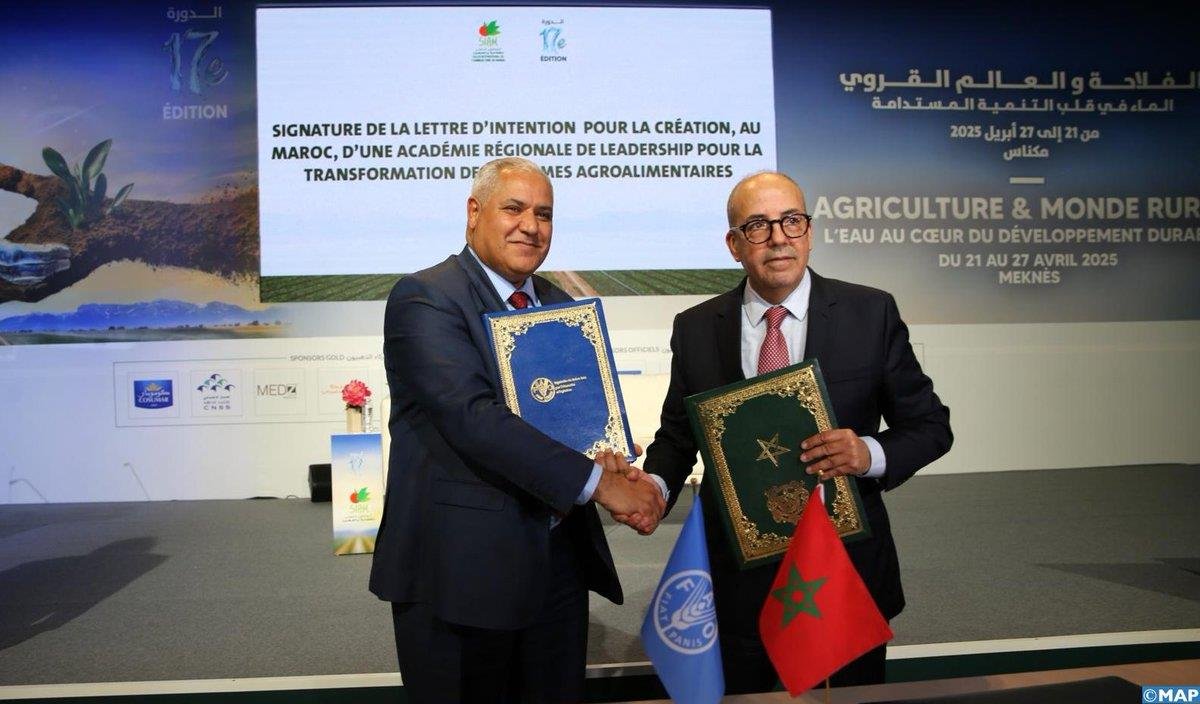 مكناس .. توقيع خطاب نوايا لإنشاء فرع أكاديمية الفاو لتحويل النظم الزراعية بالمغرب
