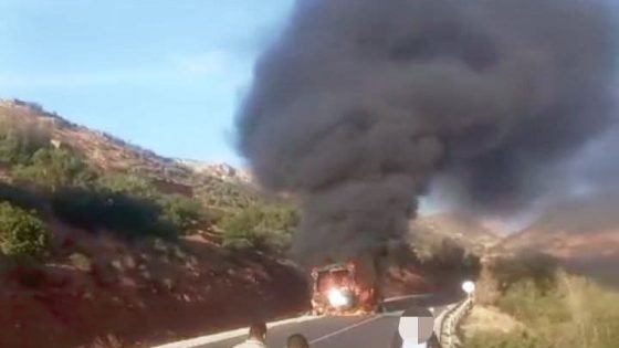 ألسنة النيران تلتهم حافة ضواحي أزيلال