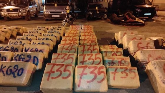 حجز 3 أطنان من الشيرا وزورق مطاطي ضواحي شيشاوة