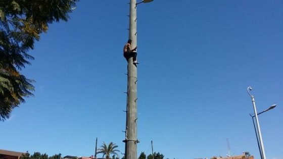 استنفار أمني بجماعة أولاد يوسف بعد تهديد شخص بالانتحار من فوق “شاطو” الماء