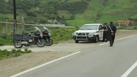 درك خريبكة يحجز سيارة جماعية في حادثة مثيرة للجدل