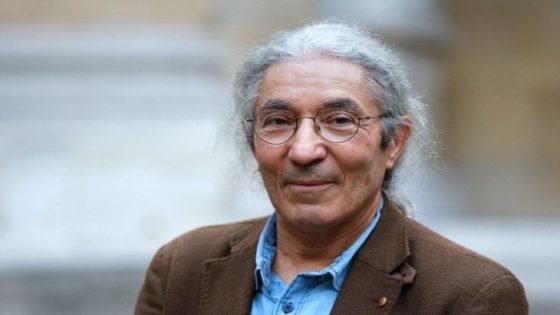 “صنصال” يرفض ترشيحه من قبل اليمين المتطرف لجائزة “ساخاروف”
