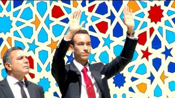 ولي العهد يُشرف على تدشين ملعب مولاي عبد الله بالرباط ويصفق للعمال والمهندسين (صور