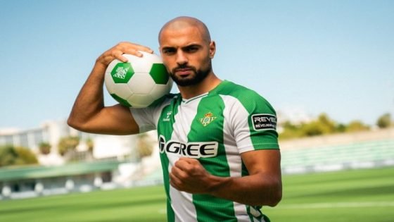 سفيان أمرابط: رفضت عروضا من السعودية وإشبيلية واخترت ريال بيتيس عن قناعة