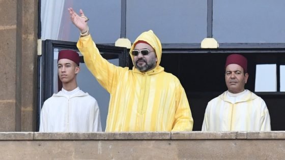 محلل سياسي : الملك يتفاعل مع المطالب الواقعية بسياسات عمومية واقعية