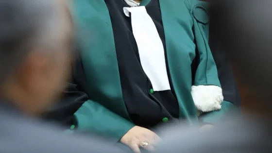 حبس شخصين بتهمة التشهير على “فيسبوك” بخنيفرة