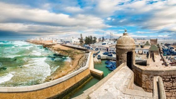 لوفيغارو : السفر إلى المغرب “لم يكن يوما بهذه السرعة والسهولة”