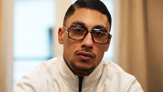 جنايات طنجة تدين الرابور الفرنسي-المغربي “Maes” بالسجن النافذ وتفكك شبكة “القتلة المأجورين”