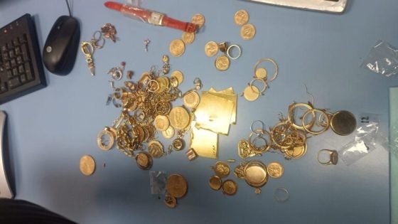 إحباط تهريب ما يقارب كيلوغرام من الذهب بميناء طنجة المتوسط