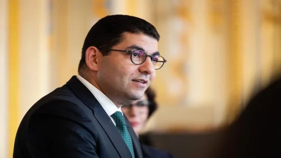 مهدي بنسعيد يمثل الملك في القاهرة