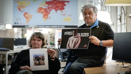 ماكرون قلق بعد سجن صحافي بالجزائر