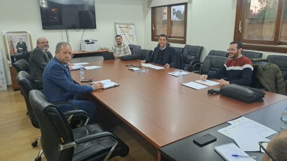 لقاء نقابي–إداري يقارب اختلالات تدبير الموارد البشرية بقطاع الصناعة التقليدية