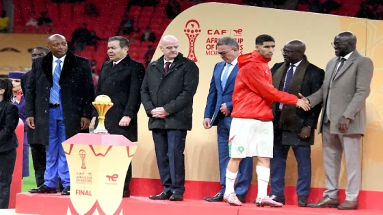 حكيمي يكسر صمته بعد خسارة النهائي