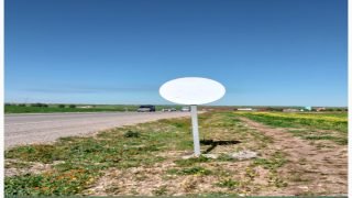 الطريق بين بن أحمد وسيدي حجاج… علامات التشوير غائبة والخطر قائم