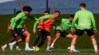 أوناحي يستأنف التداريب مع جيرونا