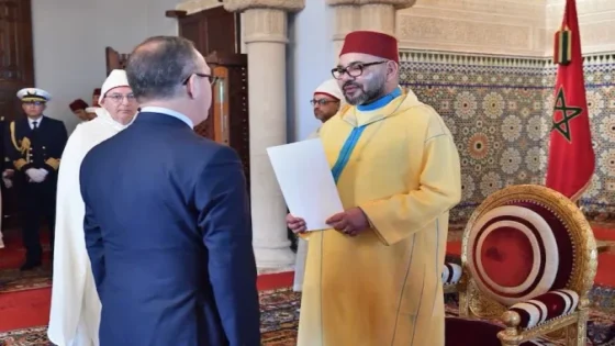 الملك يستقبل بالرباط 21 سفيرا وسفيرة أجانب قدموا أوراق اعتمادهم