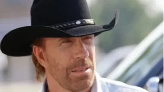 وفاة تشاك نوريس بطل مسلسل Walker, Texas Ranger عن عمر 86 عاما