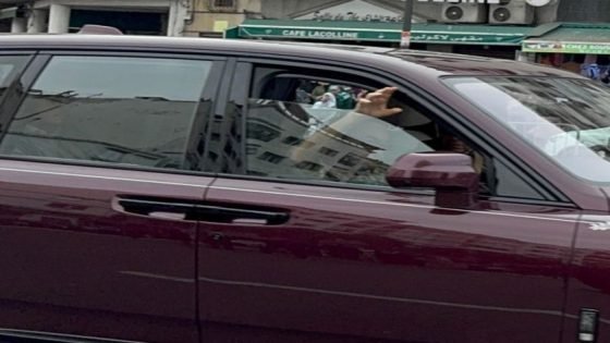 الملك محمد السادس يحلٌ بالدار البيضاء