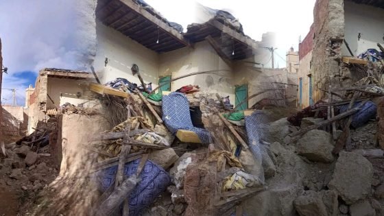 انهيار منازل طينية بأكفاي يودي بحياة شخصين