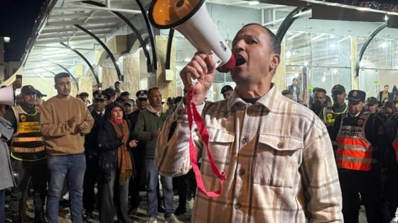 احتجاجات بخنيفرة إثر وفاة جنين في الشارع