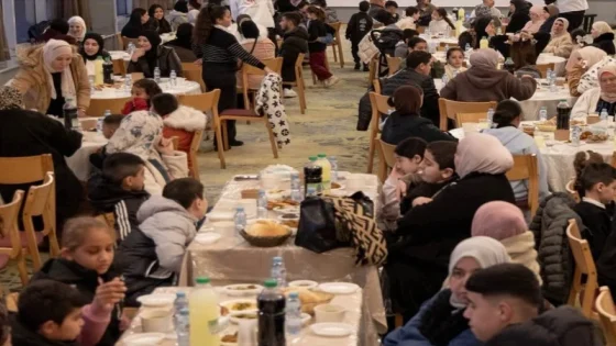 بيت مال القدس يدعم إفطار 500 يتيم