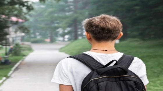 توقيف تلميذ متلبس بحيازة 80 حزمة من “الكيف”