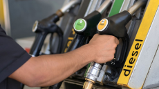 “الحركيون’ يطالبون بعقد اجتماع عاجل حول أسعار المحروقات