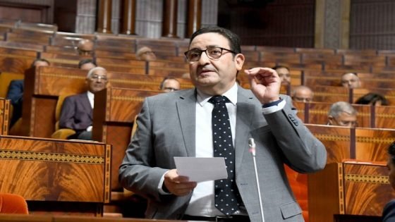 مطار زاكورة ..منشأة كبرى بمعايير استقبال ” بدائية “