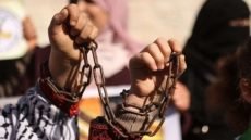 ضمنهم مغربي.. فريق قانوني دولي يقدم مذكرتين للجنائية الدولية حول ملف الأسرى الفلسطينيين