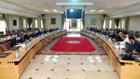 لفتيت يتباحث مع قادة الأحزاب السياسية تحضيراً لانتخابات 23 شتنبر