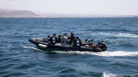 قارب بحر البحث غريق