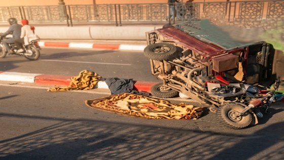 مصرع مسنّ في اصطدام قوي بين “تريبورتور” ودراجة نارية قرب باب الخميس بمراكش