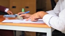 التوظيف بالتعاقد داخل الجماعات الترابية.. إصلاح إداري أم بوابة لهشاشة الوظيفة العمومية