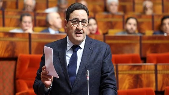 قيوح في مرمى الانتقادات مع عودة فوضى النقل الطرقي قبيل عيد الأضحى