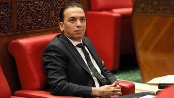 السعدي أمام فوهة الغضب.. تنسيق نقابي يتوعد بتصعيد غير مسبوق بقطاع الصناعة التقليدية