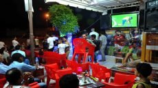 على ظهر المنتخب.. بعض المقاهي تنهب جيوب المغاربة