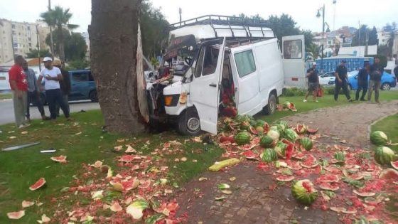 العرائش.. سيارة محملة بالدلاح تتعرض لحادثة سير خطيرة