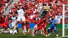 منتخب كندا ينتزع التعادل من البوسنة