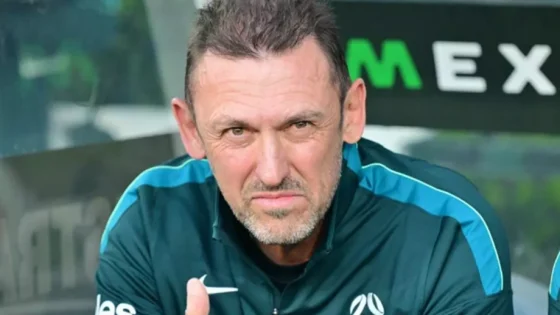 مونديال 2026.. الاتحاد الأسترالي يمدد عقد مدربه بوبوفيتش عشية مواجهة تركيا