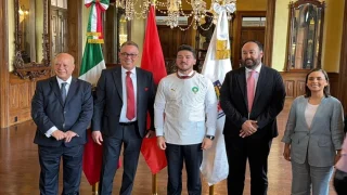 المكسيك تحتفي بالمغرب .. حاكم نويفو ليون يستقبل فوزي لقجع