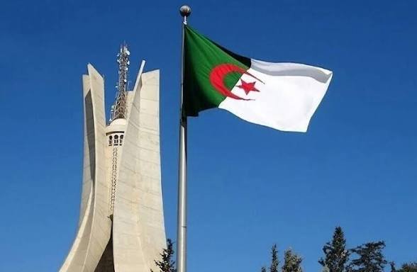 الجزائر… بين ذاكرة الشهداء وحسابات الحاضر