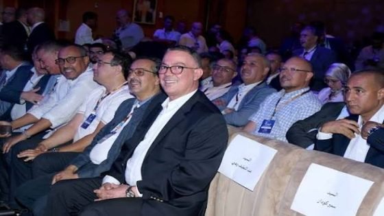 جون أفريك: انضمام فوزي لقجع إلى حزب “الأصالة والمعاصرة” يهزّ الحملة الانتخابية في المغرب