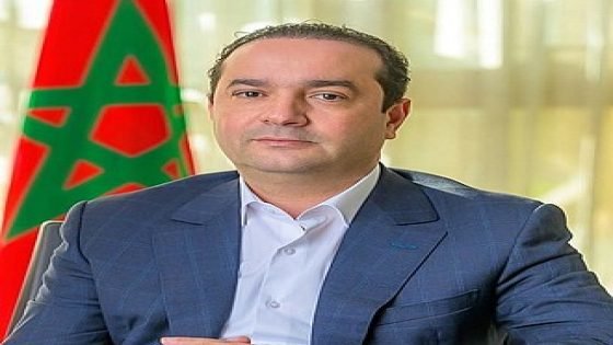 شوكي.. سياسي لا يترك للحكومة قراراً بلا دفاع