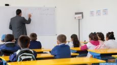 Le ministre de l'Education nationale, de la formation professionnelle, de l'enseignement supérieur et de la recherche scientifique, Saaïd Amzazi, effectue, lundi (28/10/19) à Ksar El Kébir, une visite à l'école primaire Ibn Khaldoun, la plus ancienne école de la ville de Ksar El Kébir et qui a fait l'objet de travaux de réhabilitation.