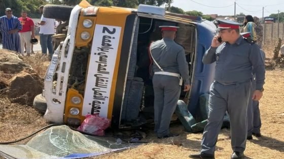 السوالم.. انقلاب سيارة للنقل المدرسي يرسل 24 تلميذا للمستشفى