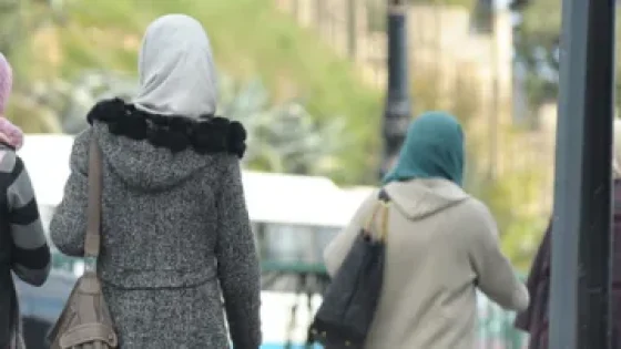 المجلس الفرنسي للديانة الإسلامية يدين استهداف المحجبات بفرنسا