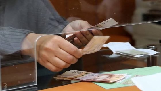 حكومة المنصوري تعد برفع الدعم الاجتماعي إلى 1000 درهم ومواجهة الغلاء